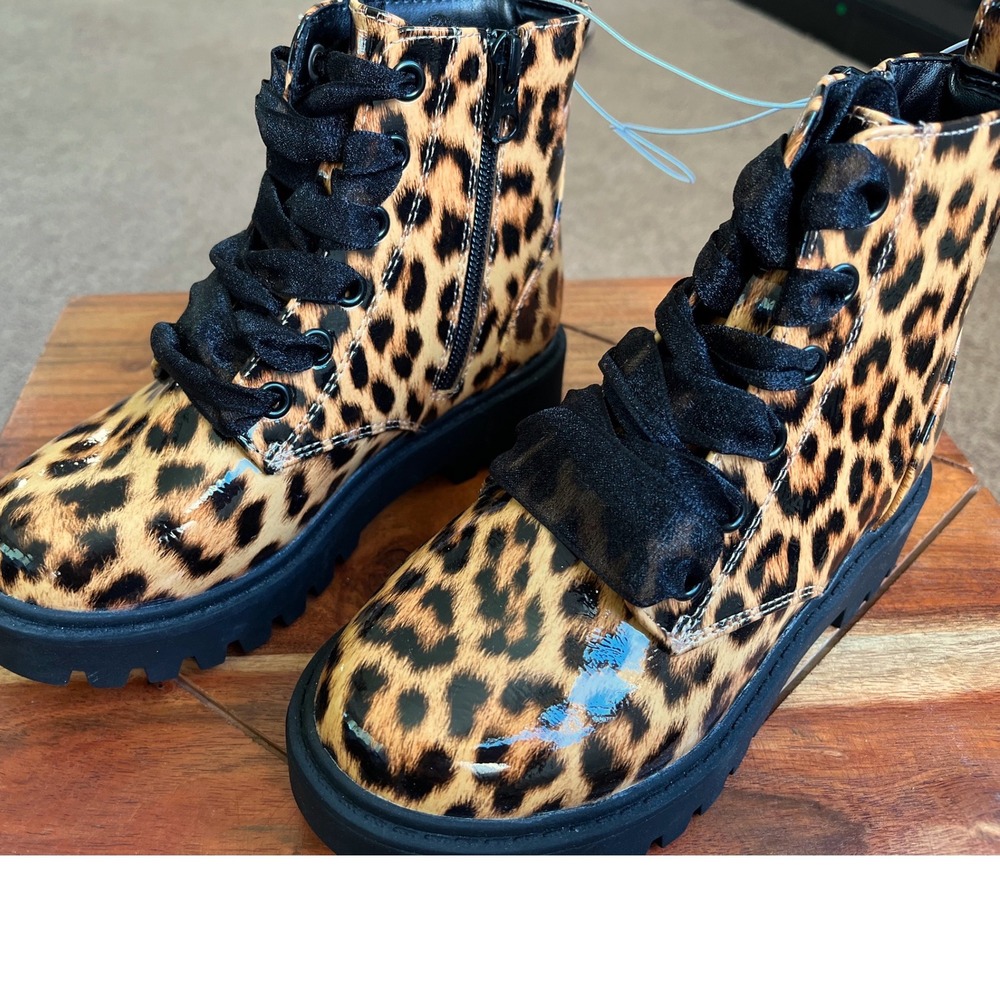 Art Class Kids Leopard Print Patent Combat Boots Ribbon Laces Side Zip Size 13 - Picture 6 of 8
